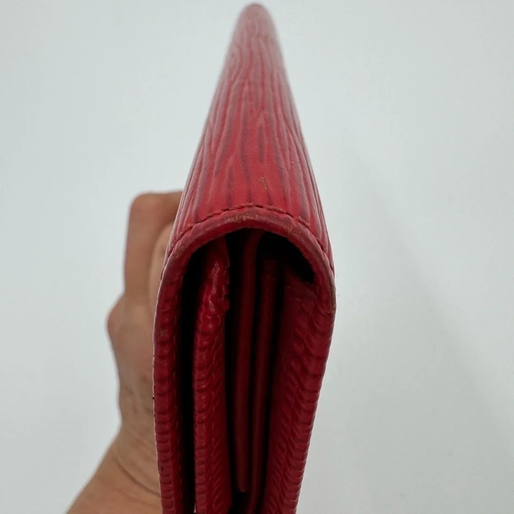 Authentic Louis Vuitton Red Epi Leather Porte Tresor International Wallet